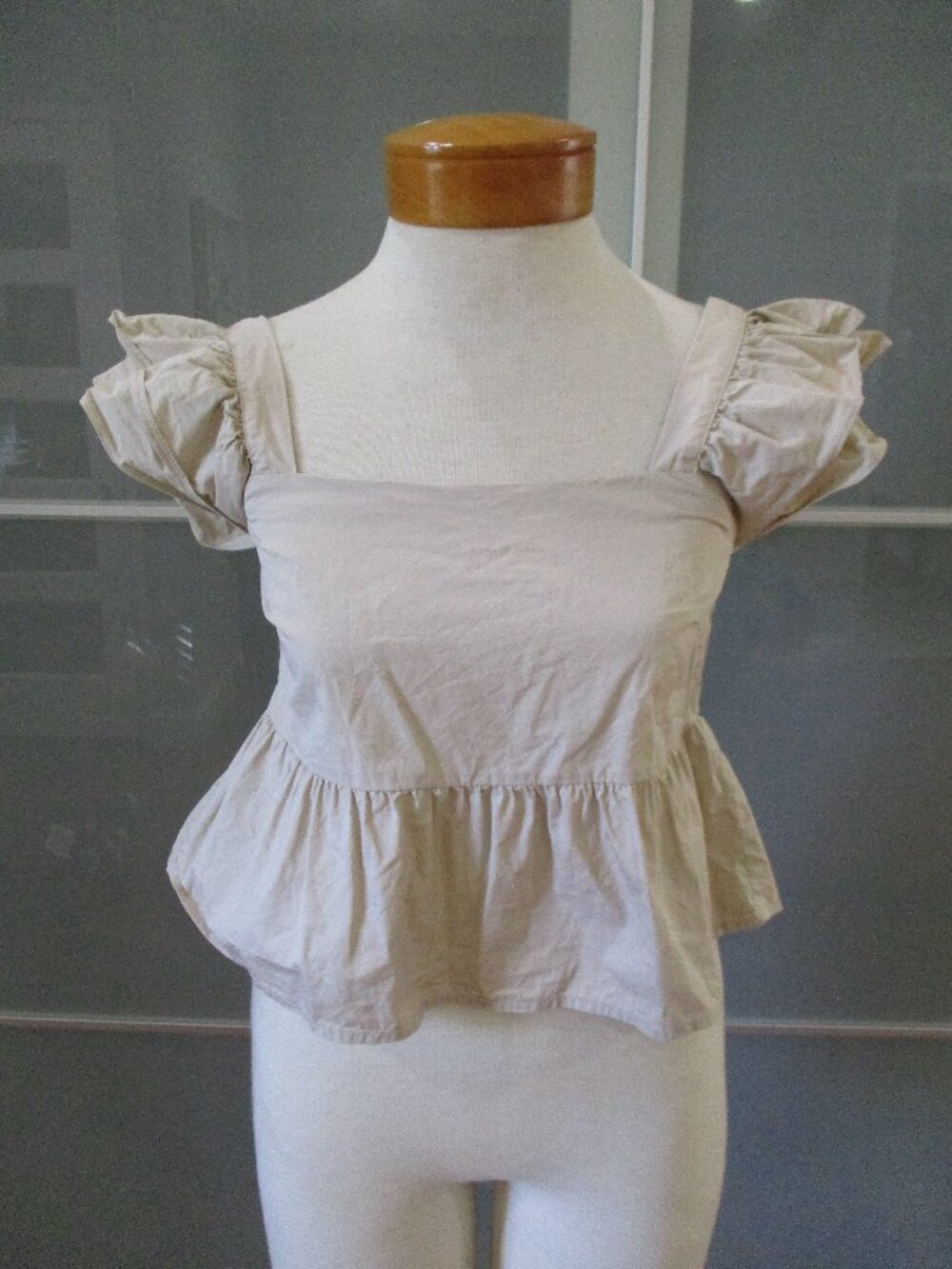 JS71 Peplum Ruffle Sleeve Smocked Back Tank Top